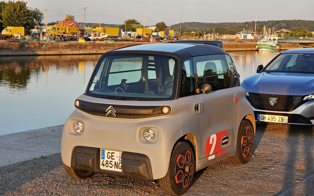 Voiture sans permis Citroën Ami, autre vue