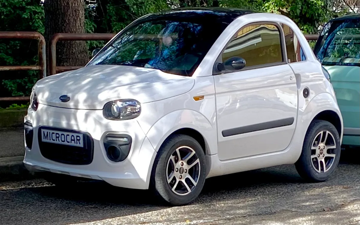 Voiture sans permis Microcar