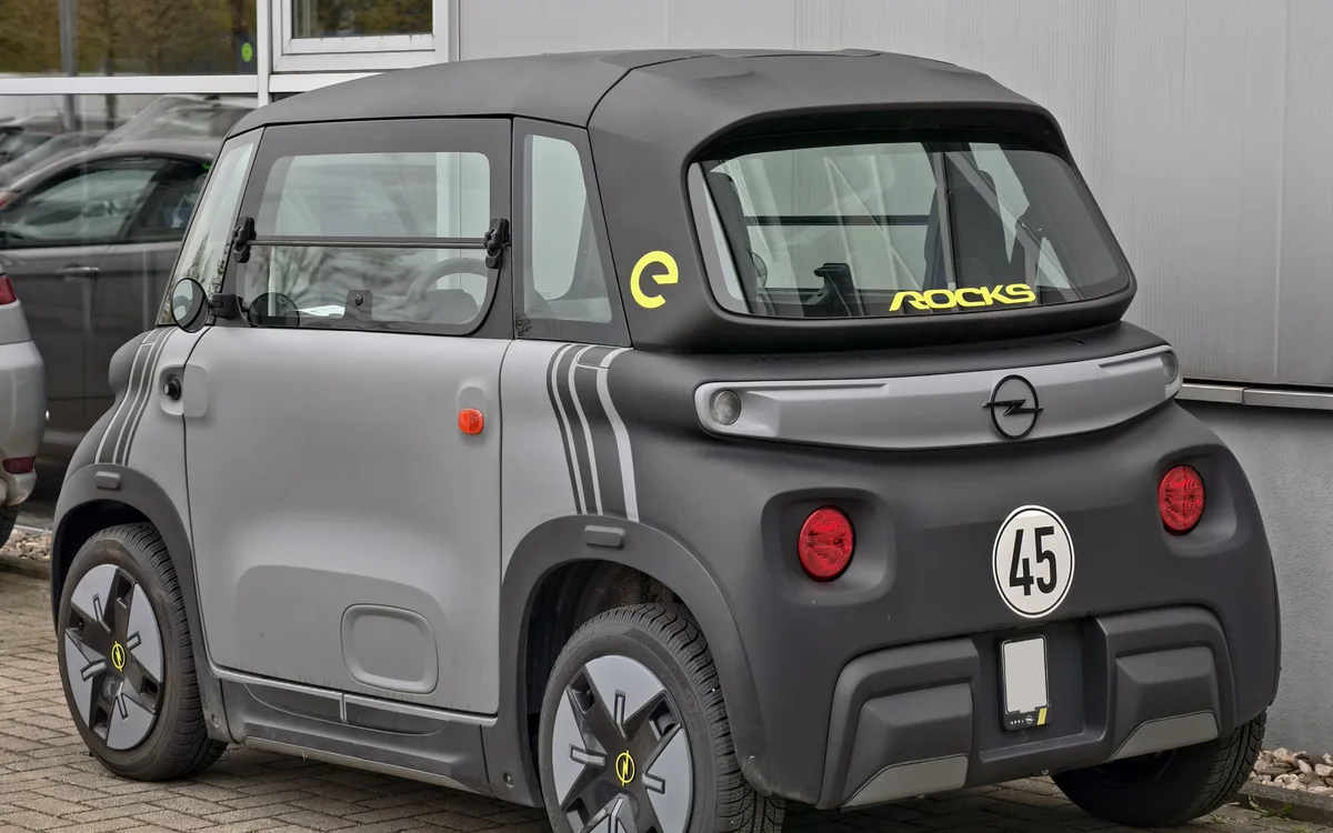 Voiture sans permis Opel Rocks-e, autre vue